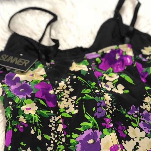 ❗️SOLD❗️💜NORDSTROM Corset Top - Picture 3 of 4